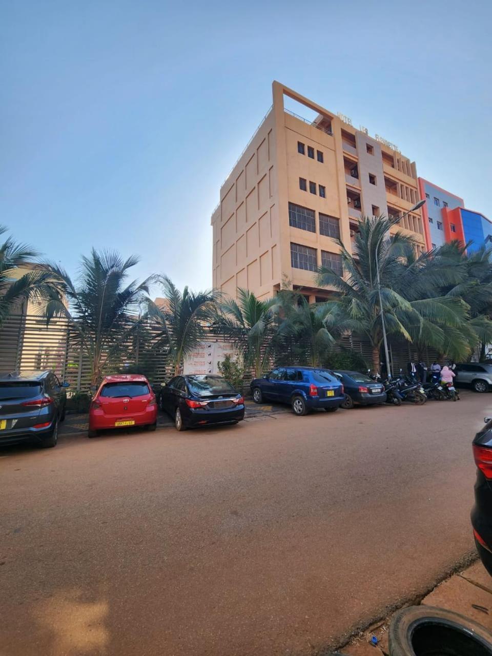 Hotel Les Fleurettes Ouagadougou Dış mekan fotoğraf